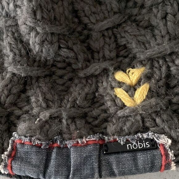 Nobis Smokey Grey Knitted Beanie Hat Yellow Stitching Wool Blend Warm Quality - Picture 10 of 11